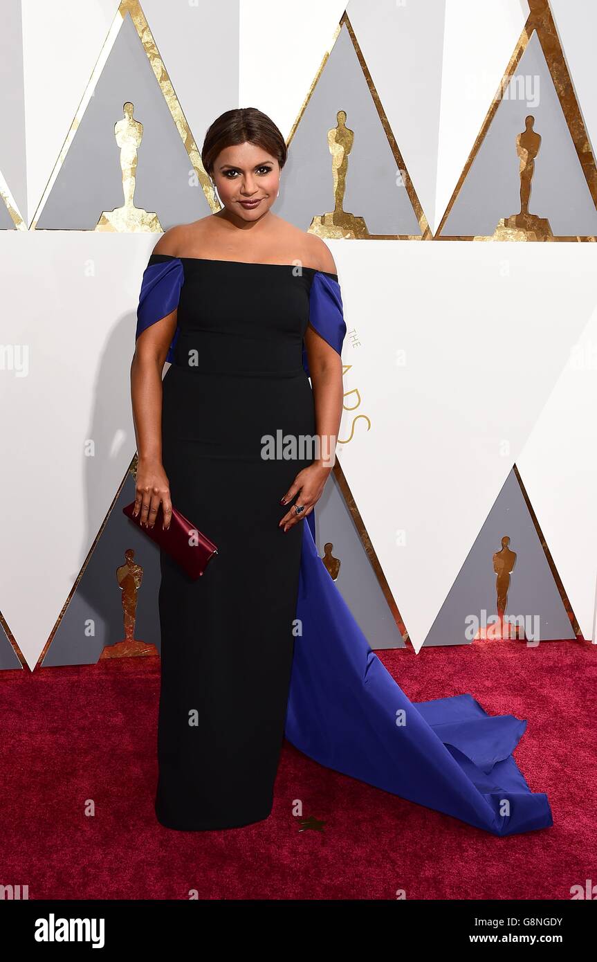 Mindy Kaling arriving at the 88th Academy Awards held at the Dolby