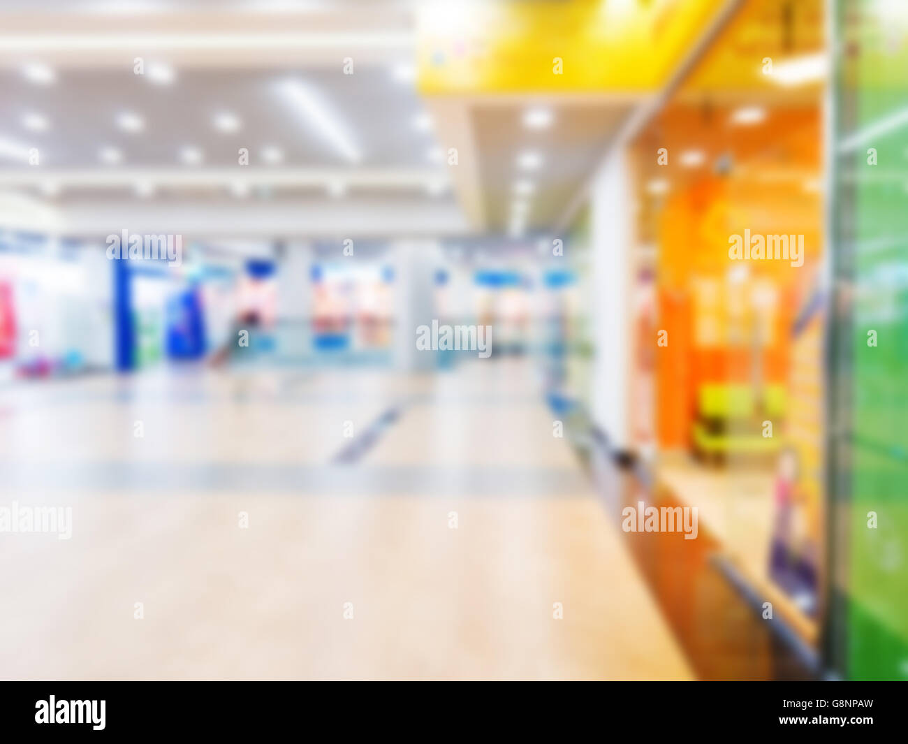 Abstract blurred background of shopping mall hall Stock Photo - Alamy