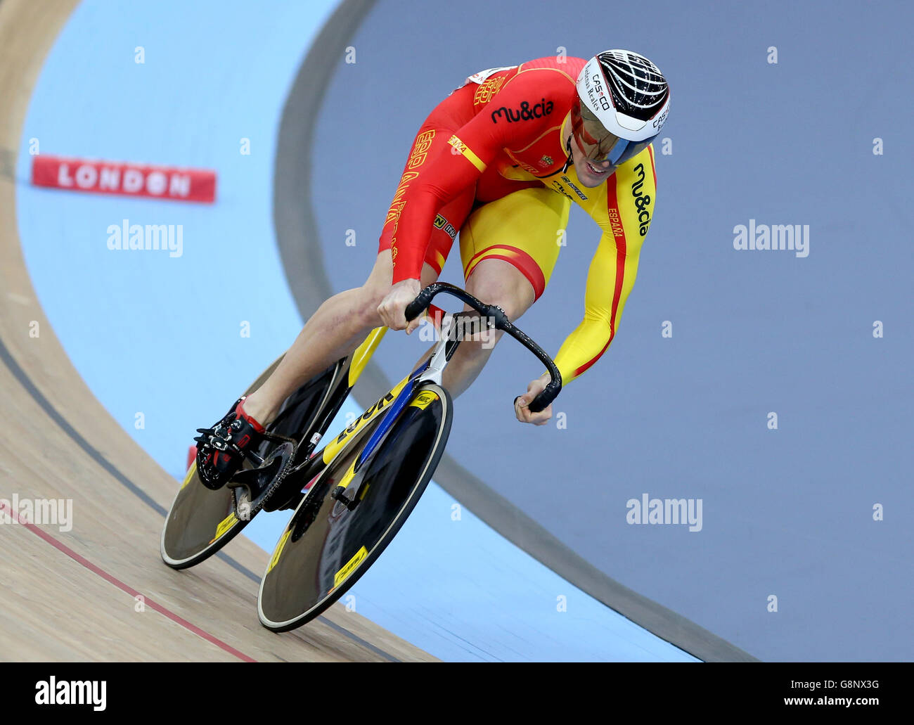 Spain's Juan Peralta Gascon competes in the Men's Sprint during day three of the UCI Track Cycling World Championships at Lee Valley VeloPark, London. PRESS ASSOCIATION Photo. Picture date: Friday March 4, 2016. See PA story CYCLING World. Photo credit should read: Tim Goode/PA Wire. RESTRICTIONS: , No commercial use without prior permission, please contact PA Images for further information: Tel: +44 (0) 115 8447447. Stock Photo