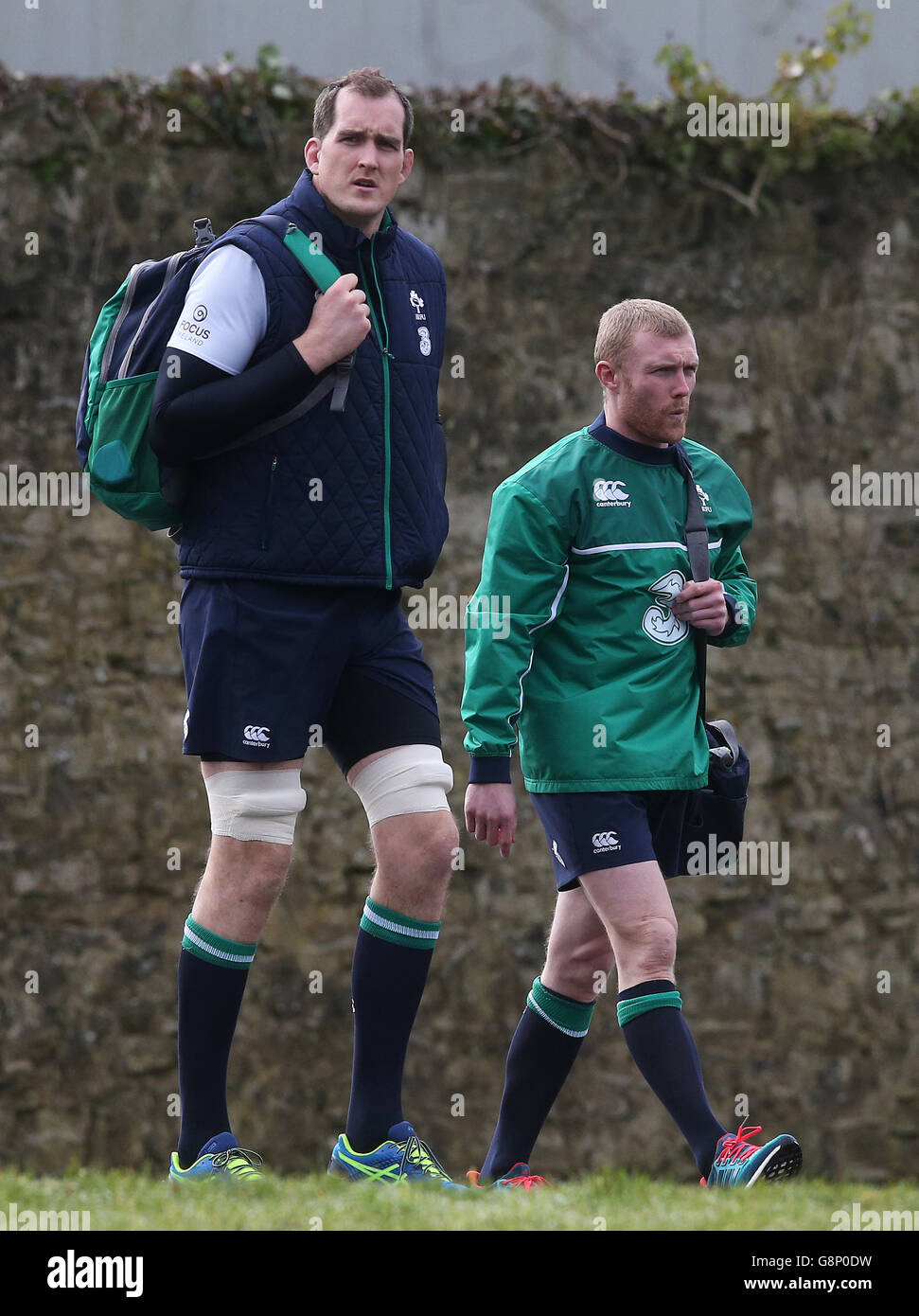 Devin Toner (left) and Keith arrive for a training session at Carton House, Ireland Stock Photo - Alamy