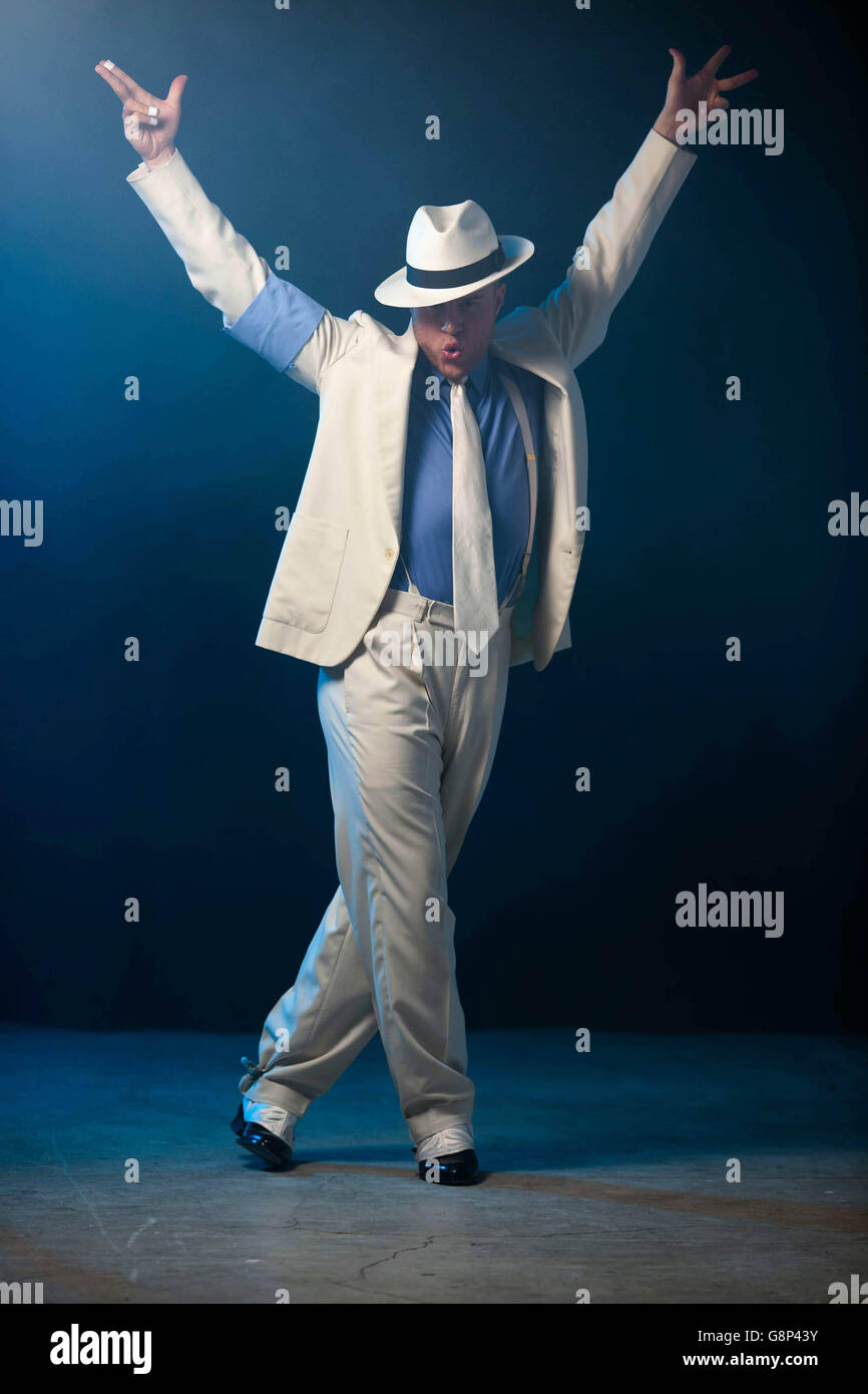 Michael jackson smooth criminal hi-res stock photography and images - Alamy