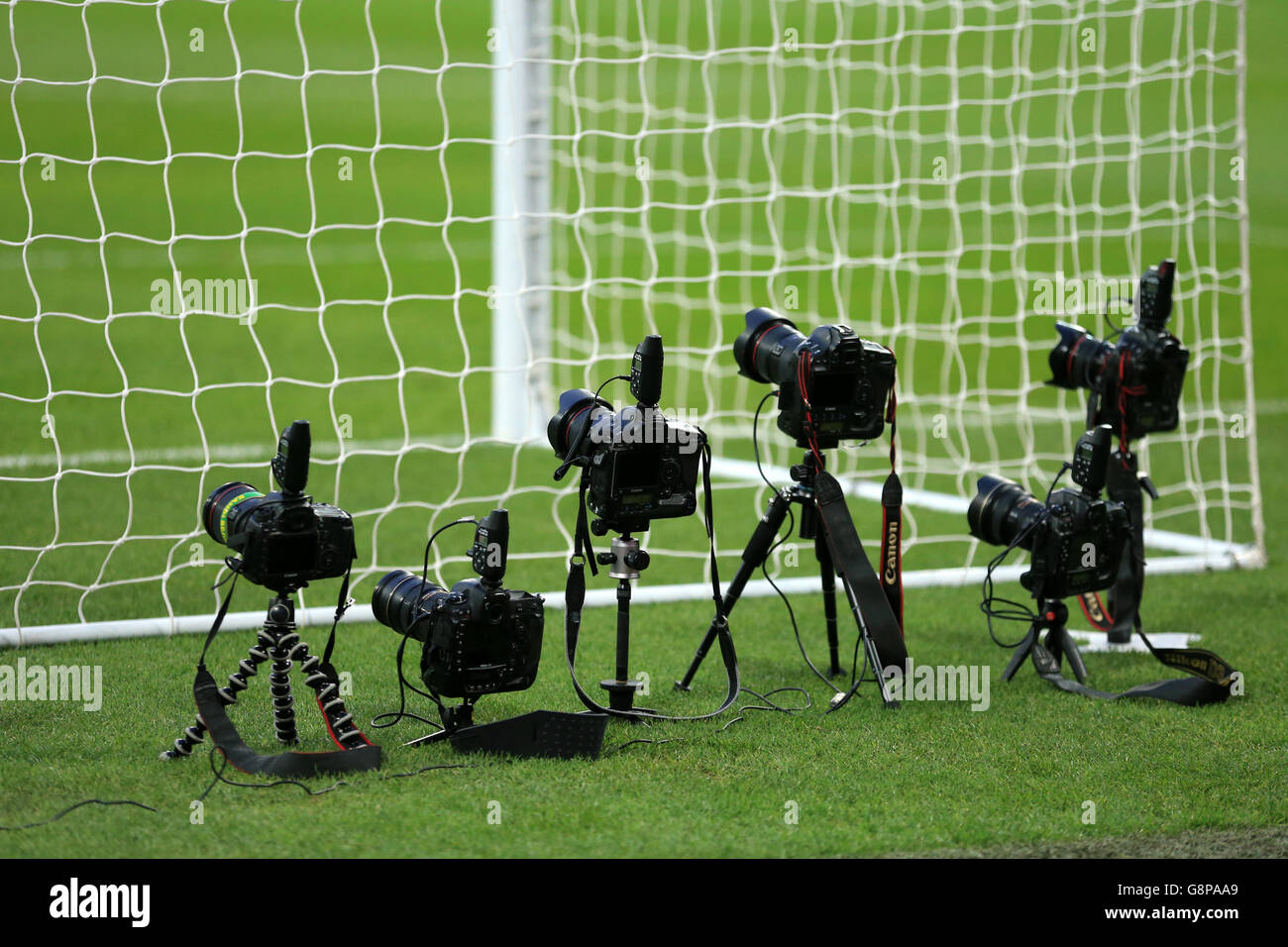 Remote cameras positioned behind the goal at Wembley Stadium Stock ...