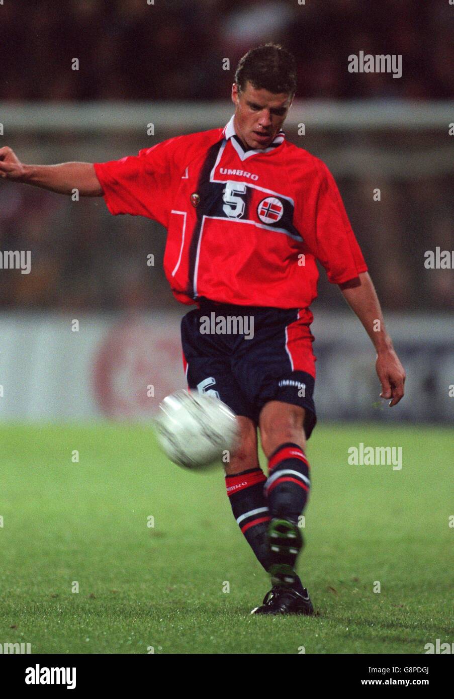 Soccer - World Cup Qualifier - Norway v Switzerland. Stig Inge ...