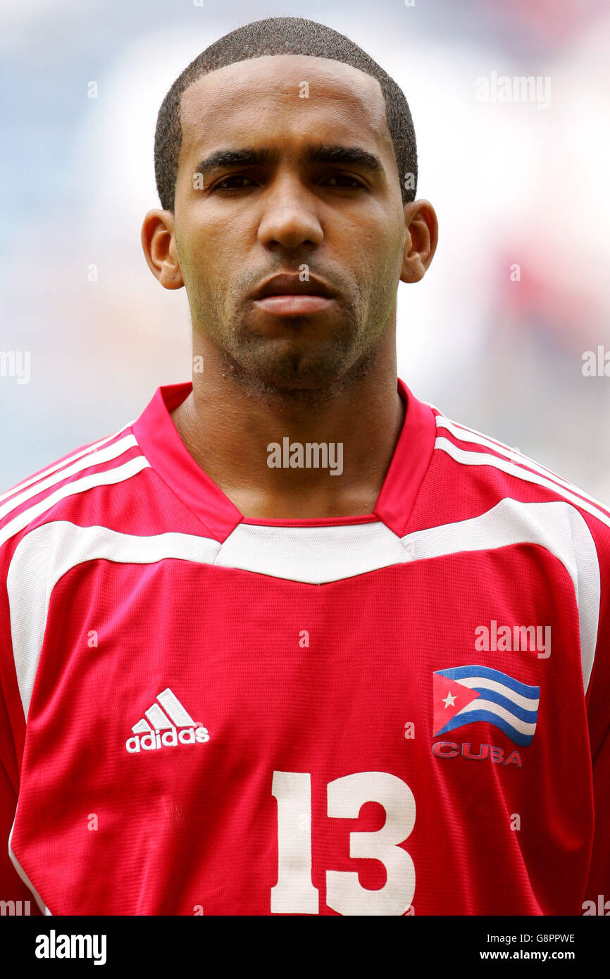 Soccer - CONCACAF Gold Cup 2005 - Group B - Costa Rica v Cuba - Qwest Field  Stock Photo - Alamy