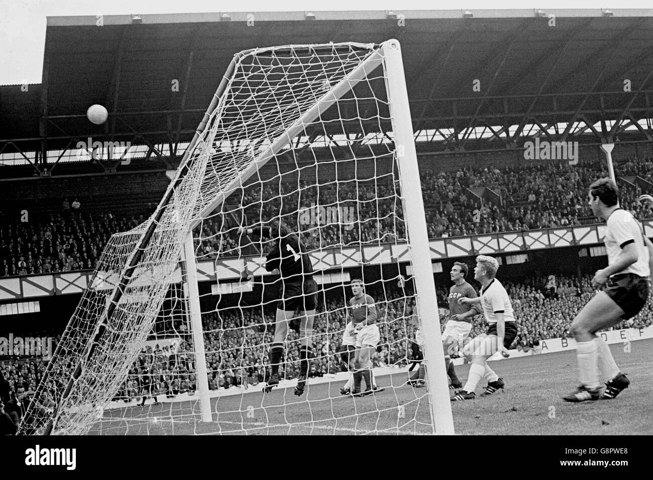 Soccer - World Cup England 1966 - Semi Final - West Germany v USSR - Goodison Park Stock Photo