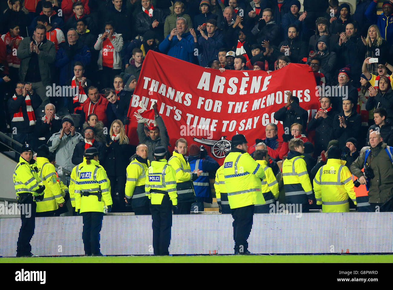 A banner in stands emirates stadium hi-res stock photography and images ...