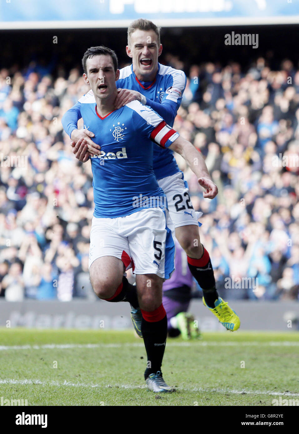 Rangers' Lee Wallace celebrates scoring his sides fourth goal with team  mate Dean Shiels during the William Hill Scottish Cup, Quarter Final match  at the Ibrox Stadium, Glasgow Stock Photo - Alamy