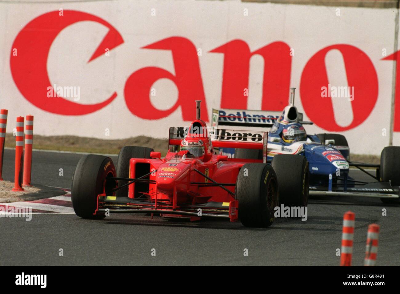 Formula One Motor Racing Japanese Grand Prix Eddie Irvine Left Leads Jacques Villeneuve