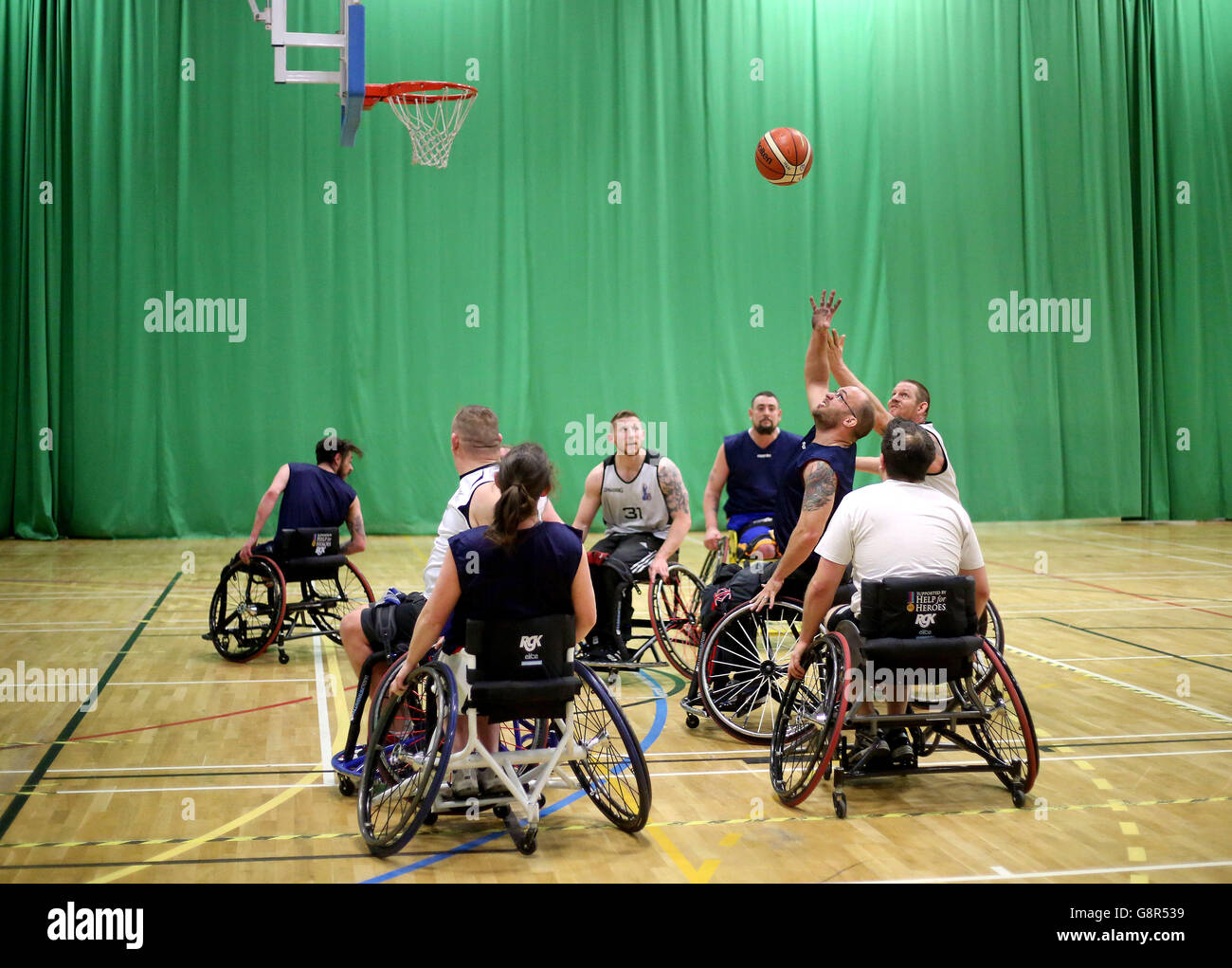UK wheelchair basketball team training session Stock Photo Alamy