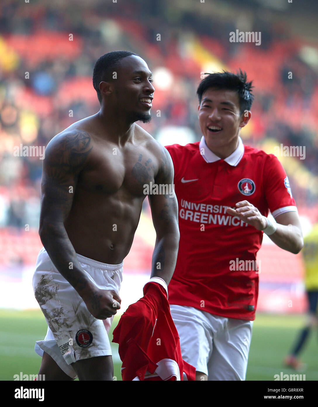 Charlton Athletic v Middlesbrough - Sky Bet Championship - The Valley. Charlton Athletic's Callum Harriott celebrates scoring his side's first goal of the game with teammate Yun Suk-Young Stock Photo
