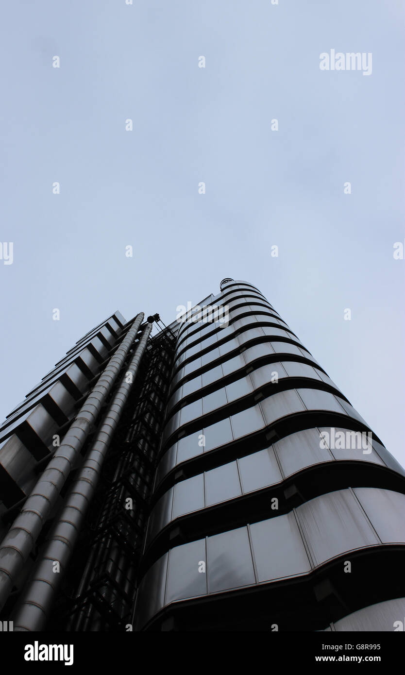 Lloyds building london interior hi-res stock photography and images - Alamy