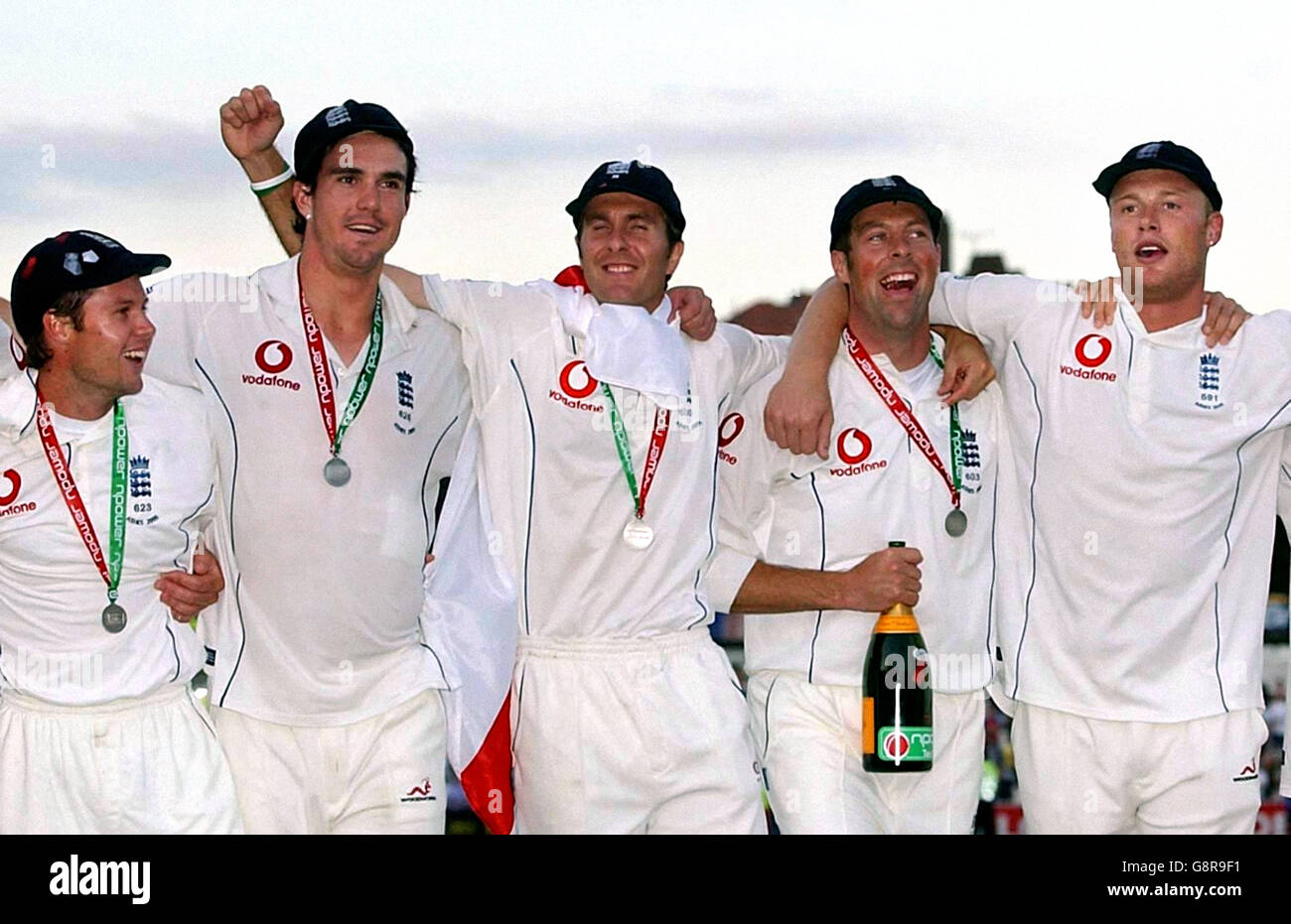 CRICKET England 81 Stock Photo Alamy