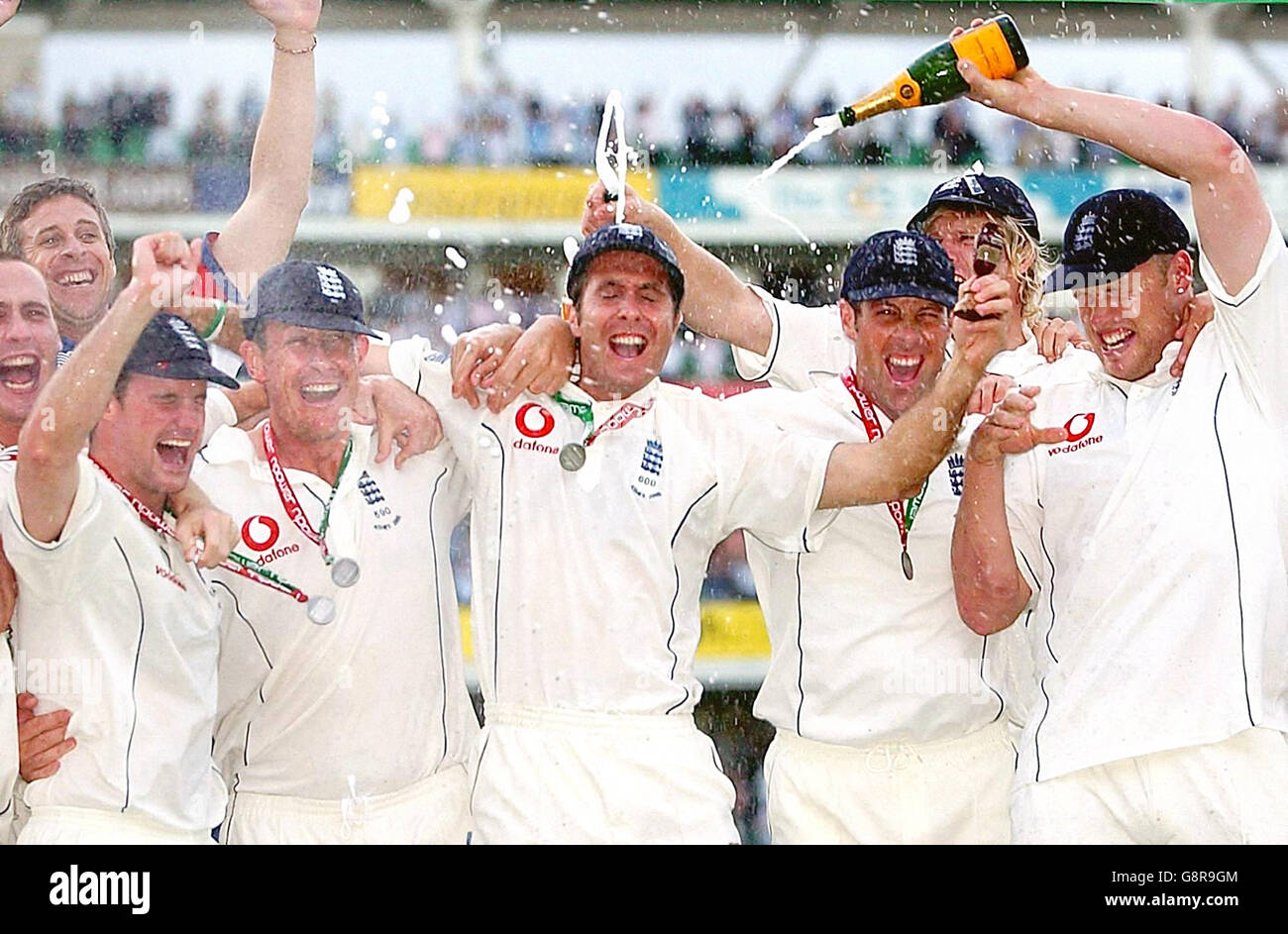 CRICKET England 96 Stock Photo Alamy