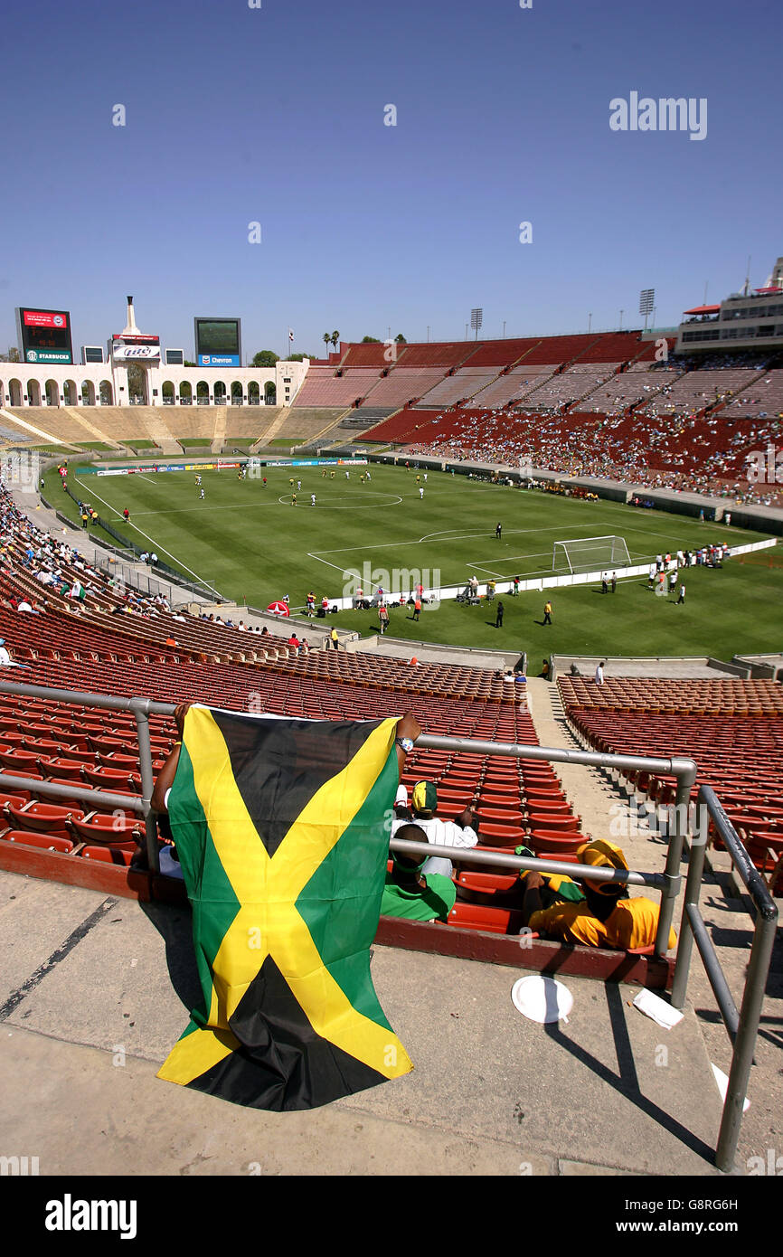 Soccer - CONCACAF Gold Cup 2005 - Group C - Jamaica v South Africa - Los Angeles Memorial Coliseum. A general view of the Los Angeles Memorial Coliseum Stock Photo