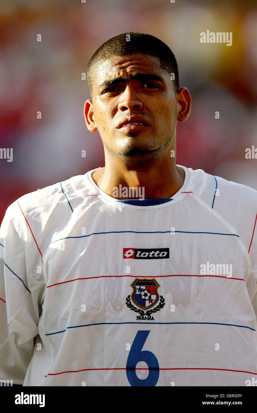 Soccer - CONCACAF Gold Cup 2005 - Group A - Colombia v Panama - Orange Bowl Stadium. Gabriel Gomez, Panama Stock Photo