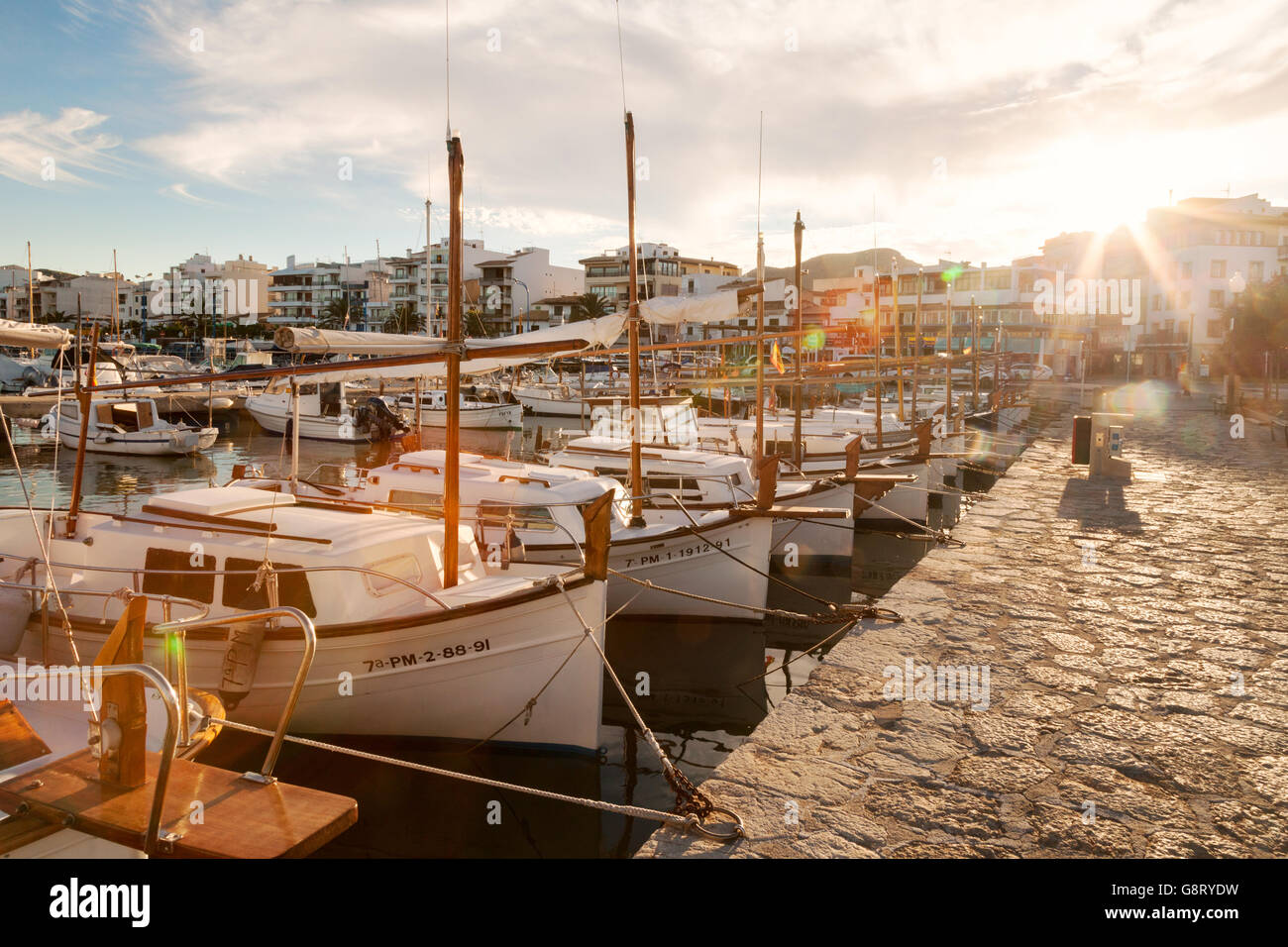 Traditional mallorcan fishing boats, Puerto Pollensa harbour, Puerto