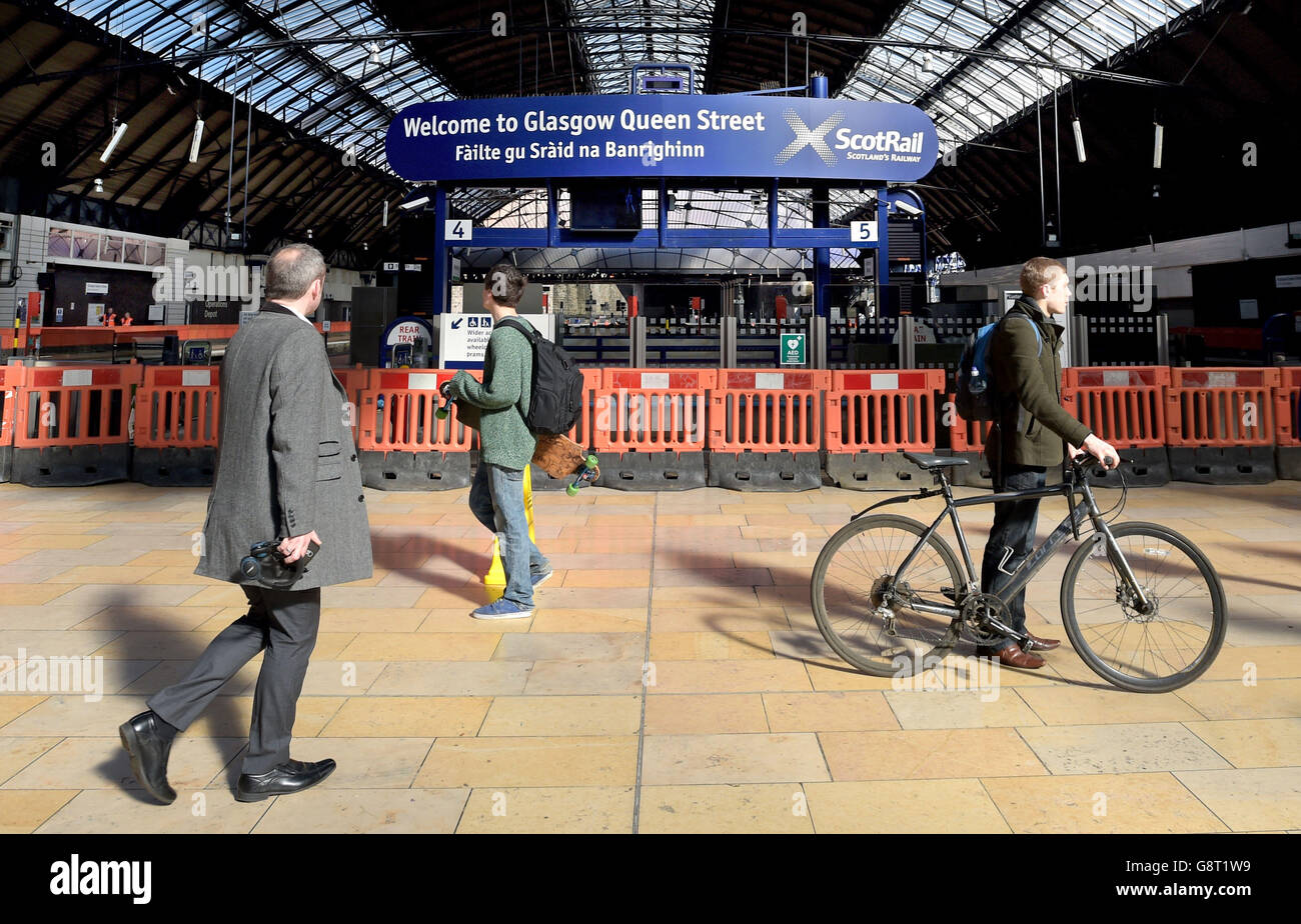 Engineering works at Queen Street Station in Glasgow, as rail commuters heading to work face longer journeys for the next five months due to a major upgrade at Glasgow's Queen Street Station. Stock Photo
