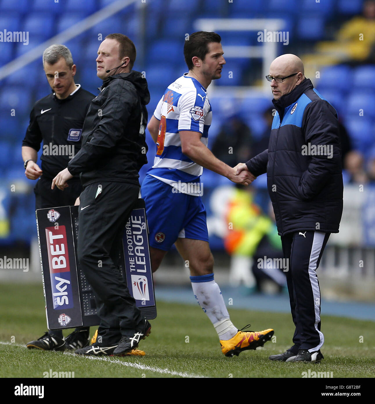 Reading Manager Reading manager brian mcdermott at the madejski stadium hi-res stock ...