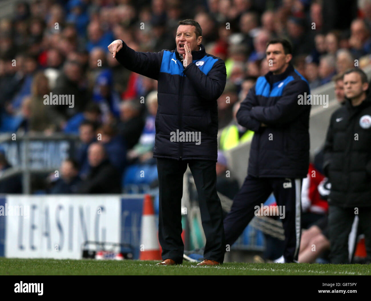 Chesterfield v Fleetwood Town - Sky Bet League One - Proact Stadium. Chesterfield manager Danny Wilson gestures on the touchline Stock Photo
