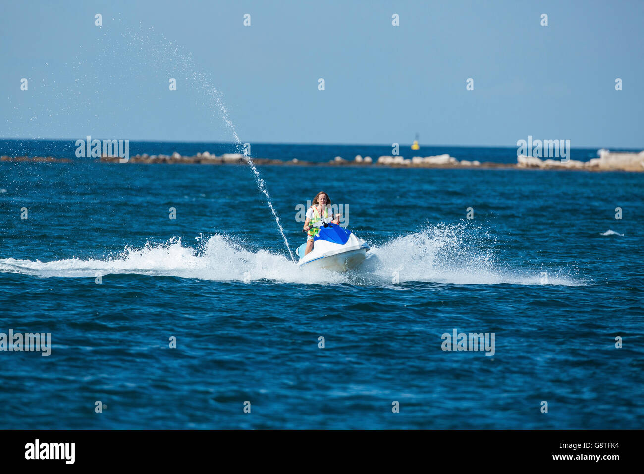High speed racing boat hi-res stock photography and images - Alamy