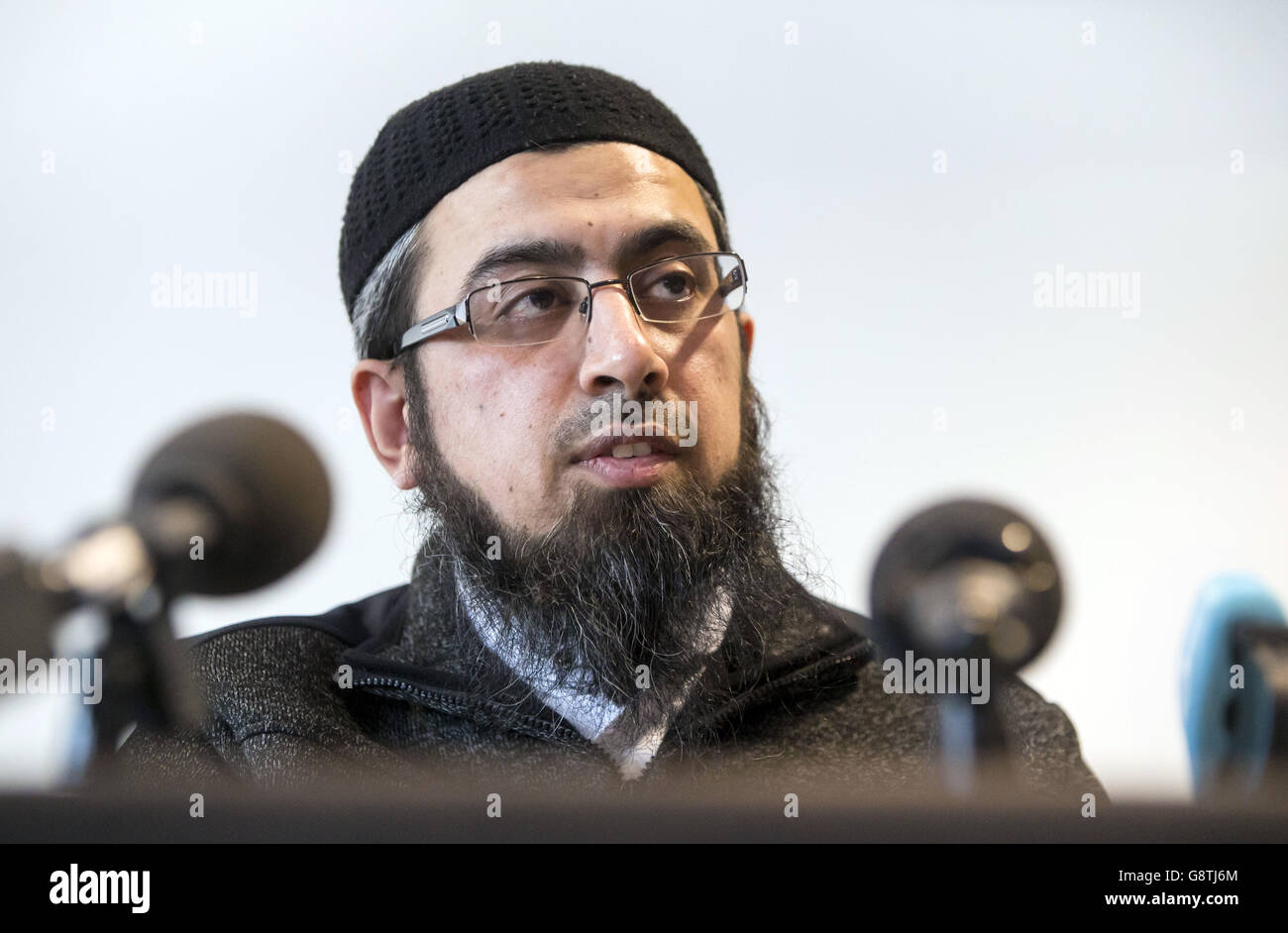 Glasgow Central Mosque imam Habib ur Rehman, who has been criticised for allegedly praising an extremist who was executed in Pakistan after murdering a politician, during a press conference at Hampden Park in Glasgow to condemn the recent terror attacks around the world and death of shopkeeper Asad Shah in Glasgow. Stock Photo