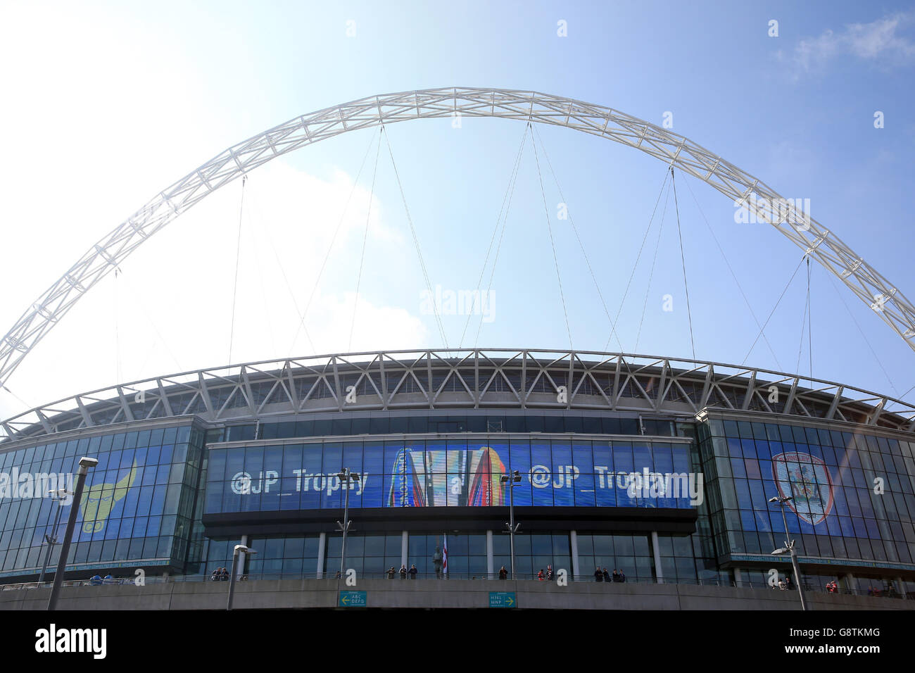 General view of Wembley before the Johnstone's Paint Trophy final at Wembley Stadium, London. PRESS ASSOCIATION Photo. Picture date: Sunday April 3, 2016. See PA story SOCCER Final. Photo credit should read: Adam Davy/PA Wire. Stock Photo