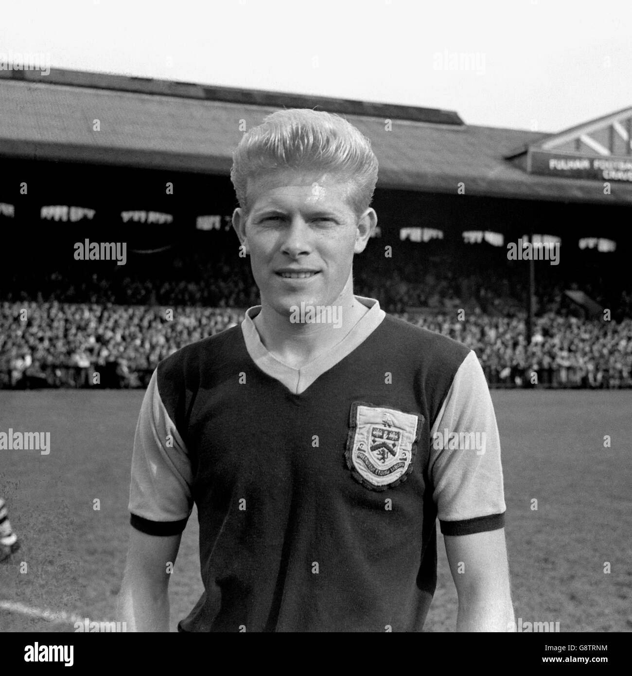 Soccer - Football League Division One - Fulham v Burnley - Craven Cottage. Ray Pointer, Burnley Stock Photo