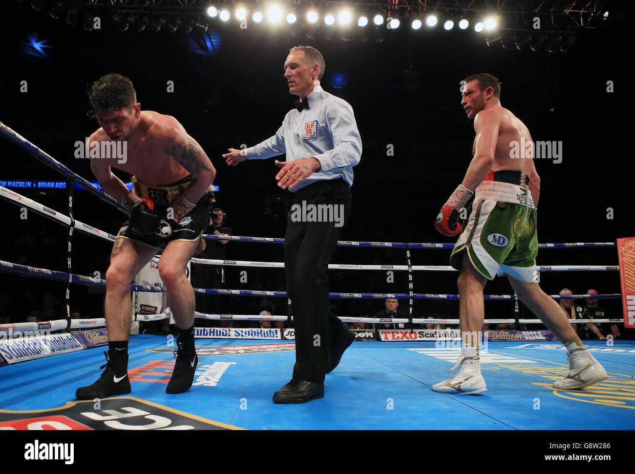 Anthony Joshua v Charles Martin - 02 Arena Stock Photo - Alamy