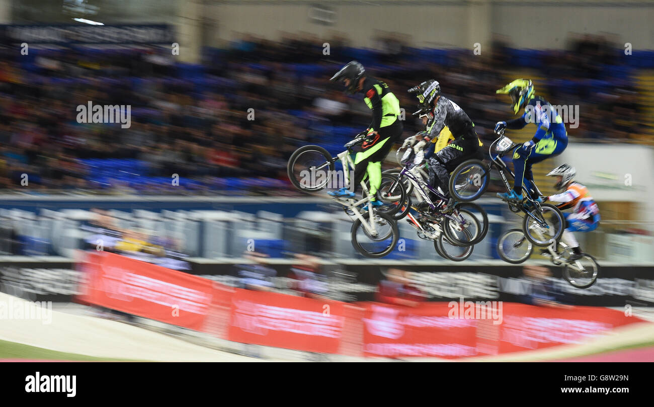 One bicycle two riders hi-res stock photography and images - Alamy