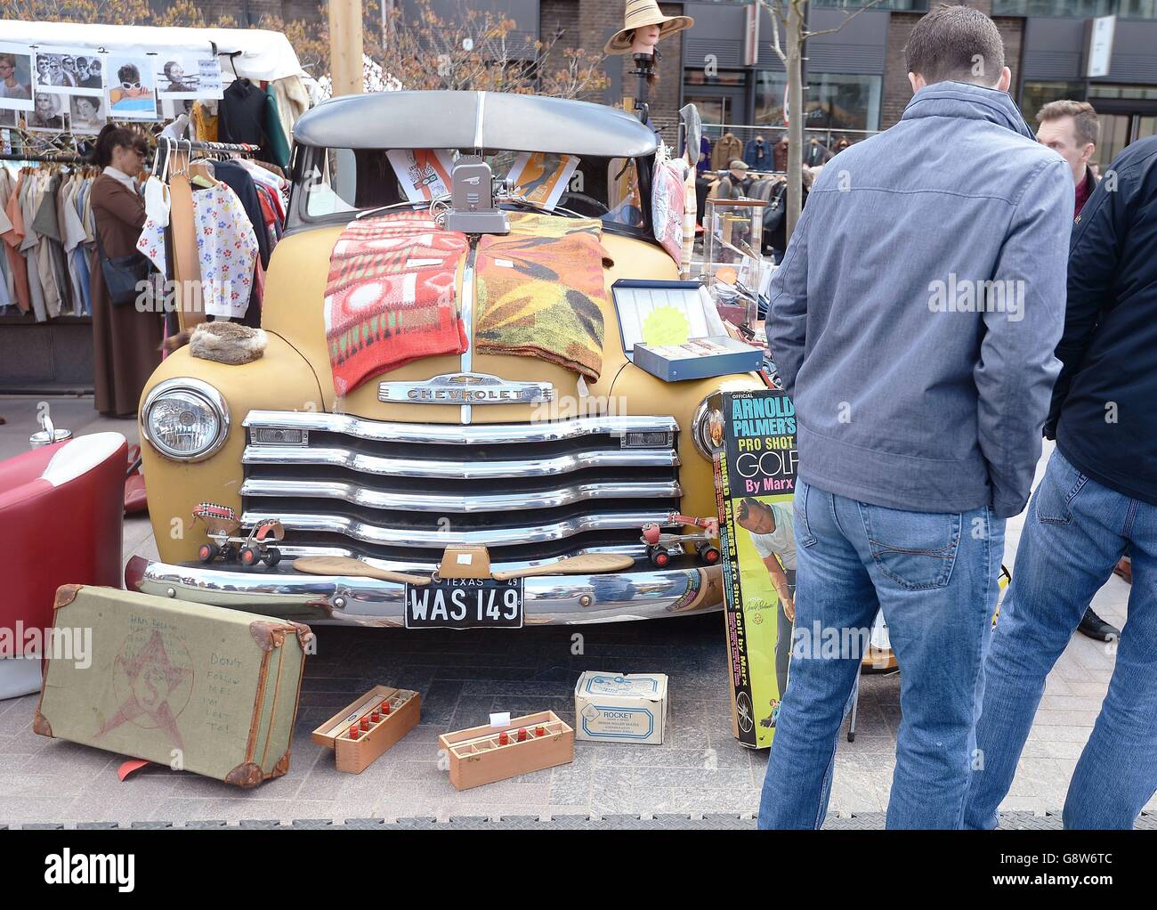 Classic Car Boot Sale Stock Photo Alamy