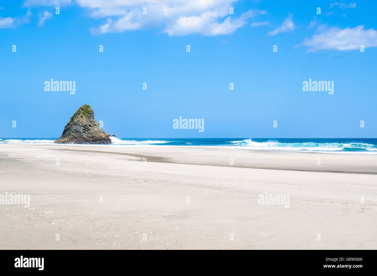 Karekare beach in New Zealand Stock Photo Alamy