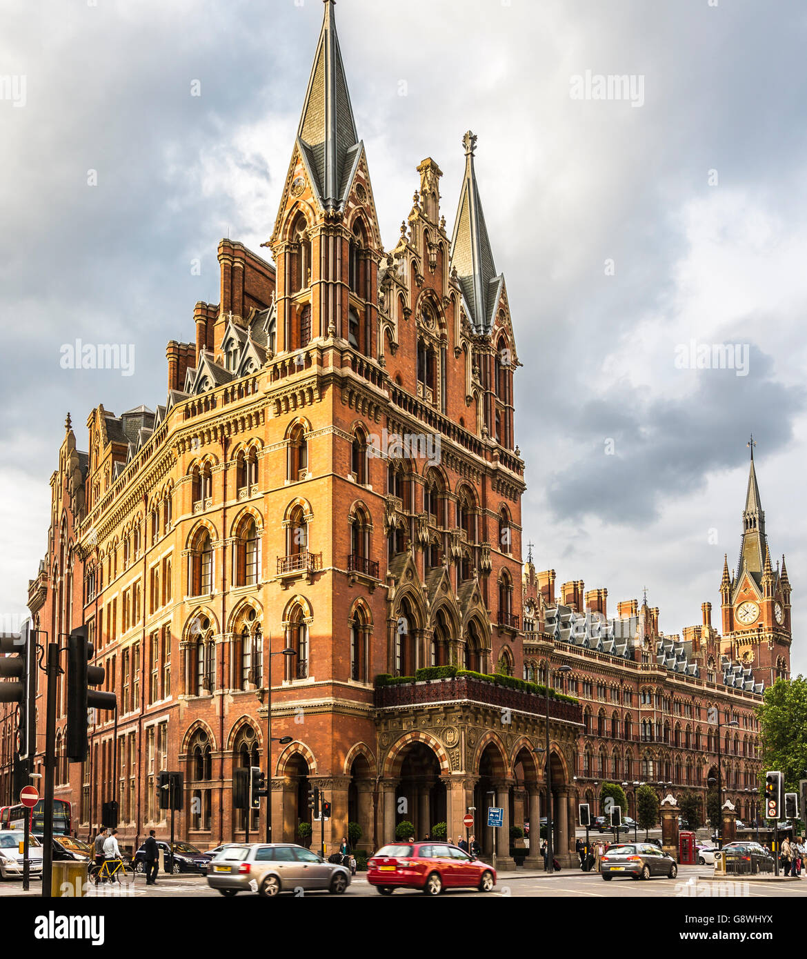 St. Pancras Renaissance London Hotel Stock Photo - Alamy