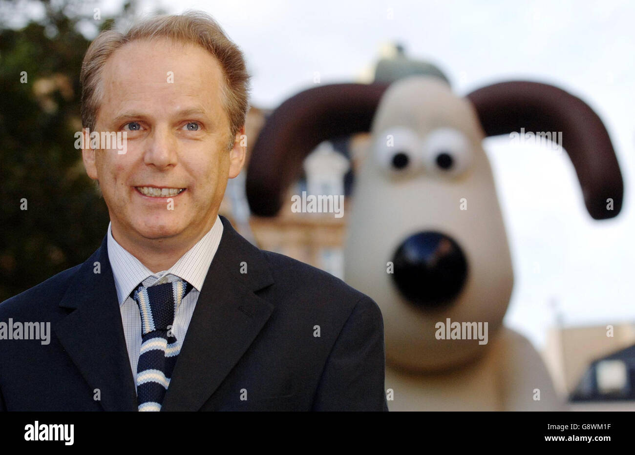 Director and creator of Wallace and Gromit characters Nick Park, at the Odeon Leicester Square, London for the Premiere of the film Wallace and Gromit and the Curse of the Were-Rabbit. Stock Photo