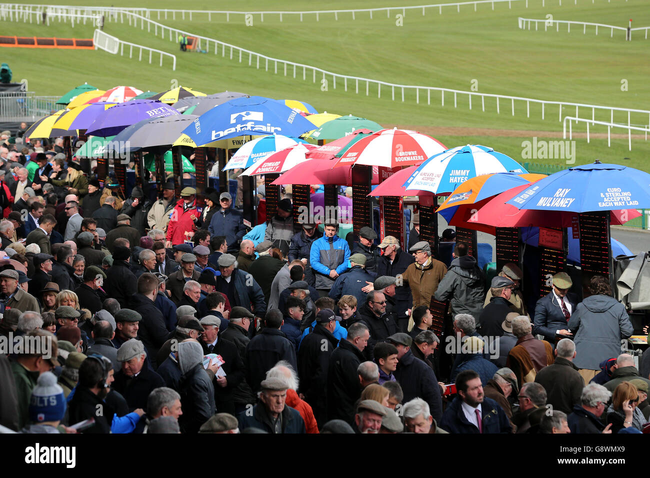 Punchestown festival general hires stock photography and images Alamy