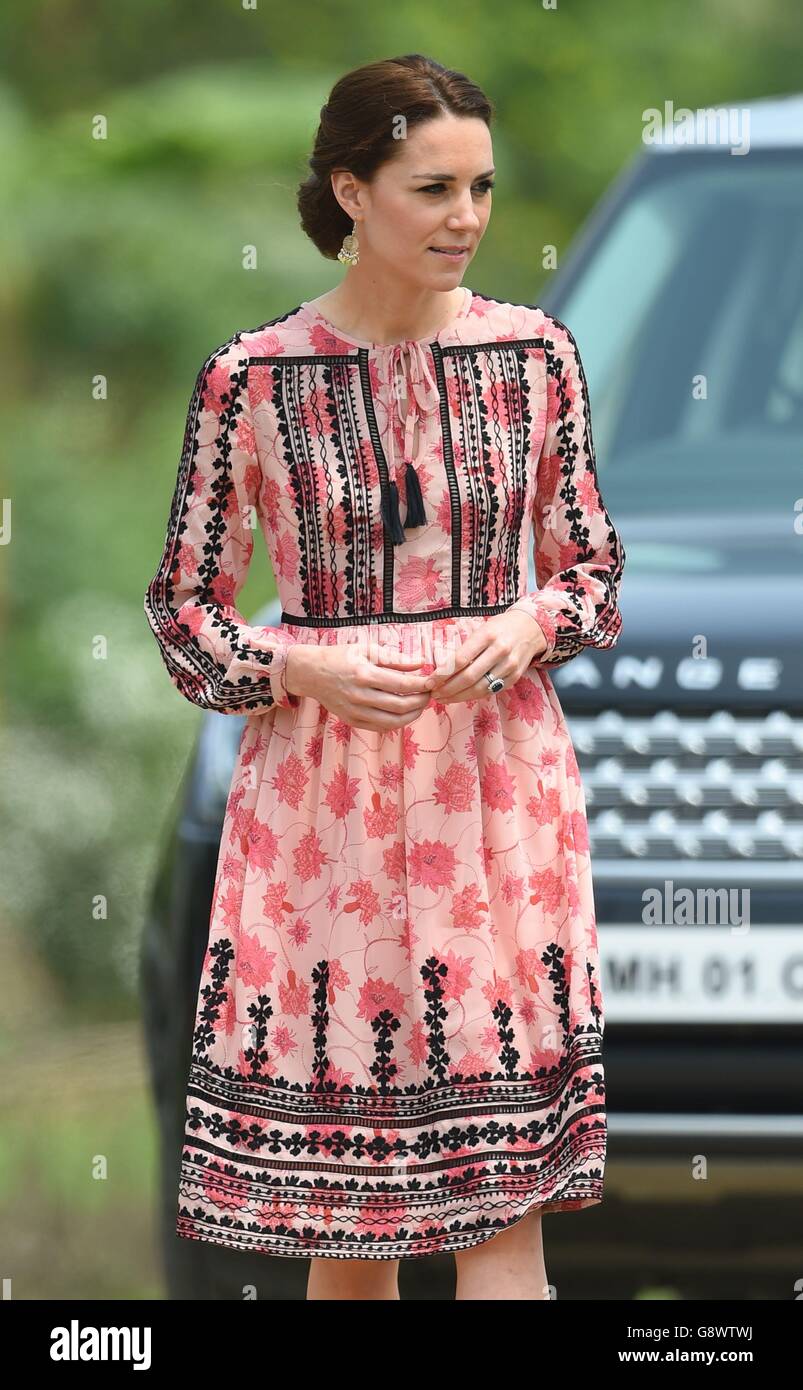 kate banaszak say yes to the dress