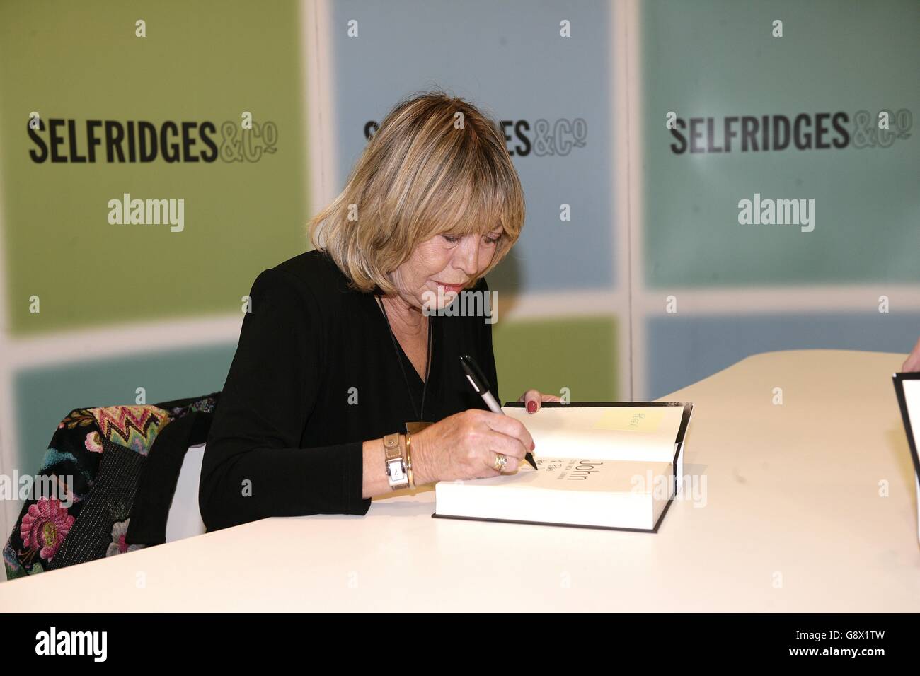 Cynthia Lennon attends a book signing to celebrate the launch of her book, 'John', about her life with John Lennon. Stock Photo