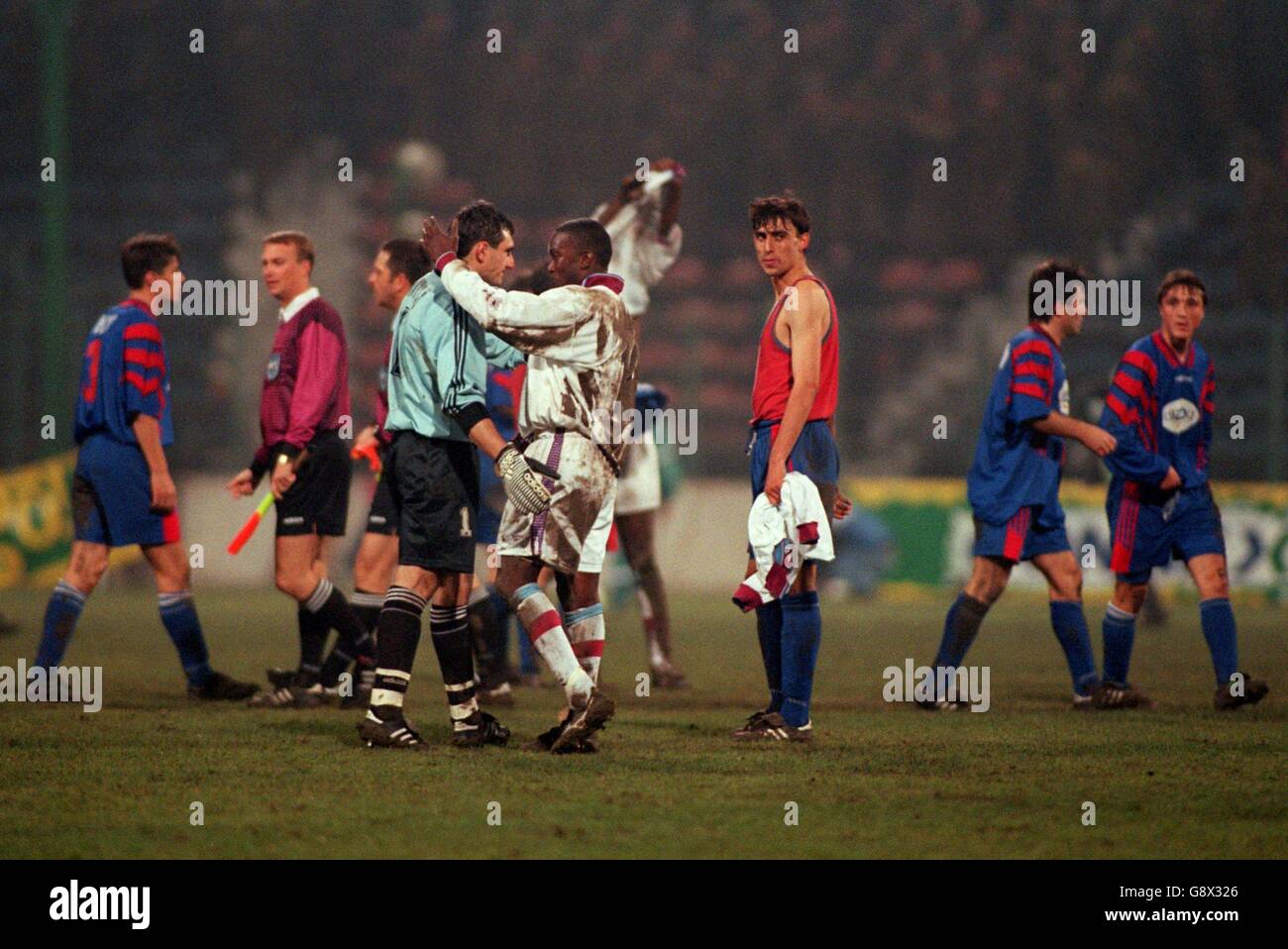 Steaua bucharest v aston villa hi-res stock photography and images - Alamy