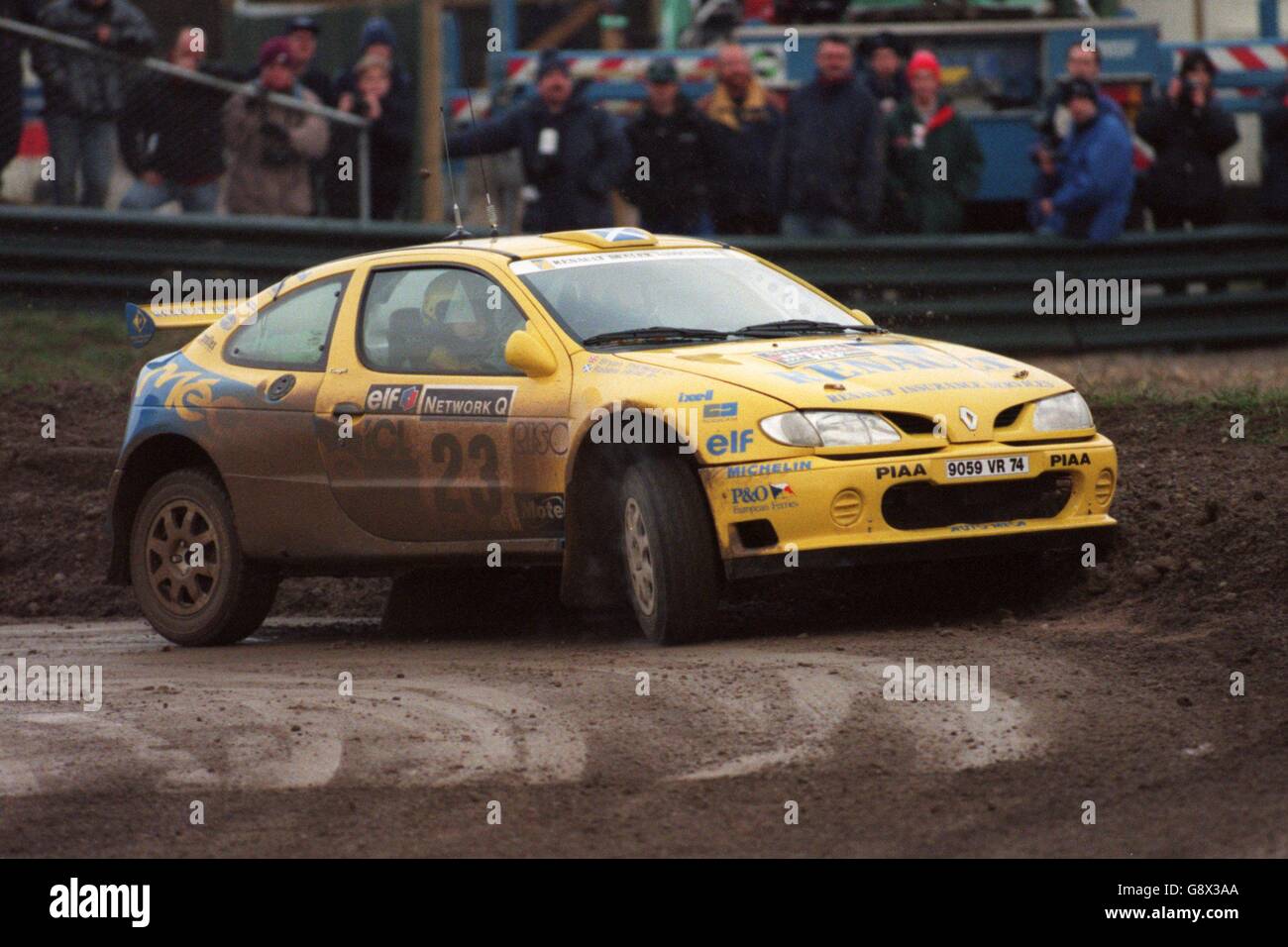 Rallying - Network Q RAC Rally - Cheltenham. Robbie Head and Bryan Thomas spin round a corner Stock Photo