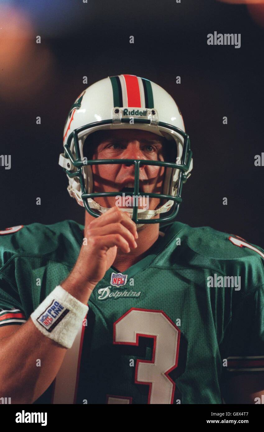 Miami Dolphins Quarterback Dan Marino Editorial Stock Image - Image of  miami, quarterback: 147465449