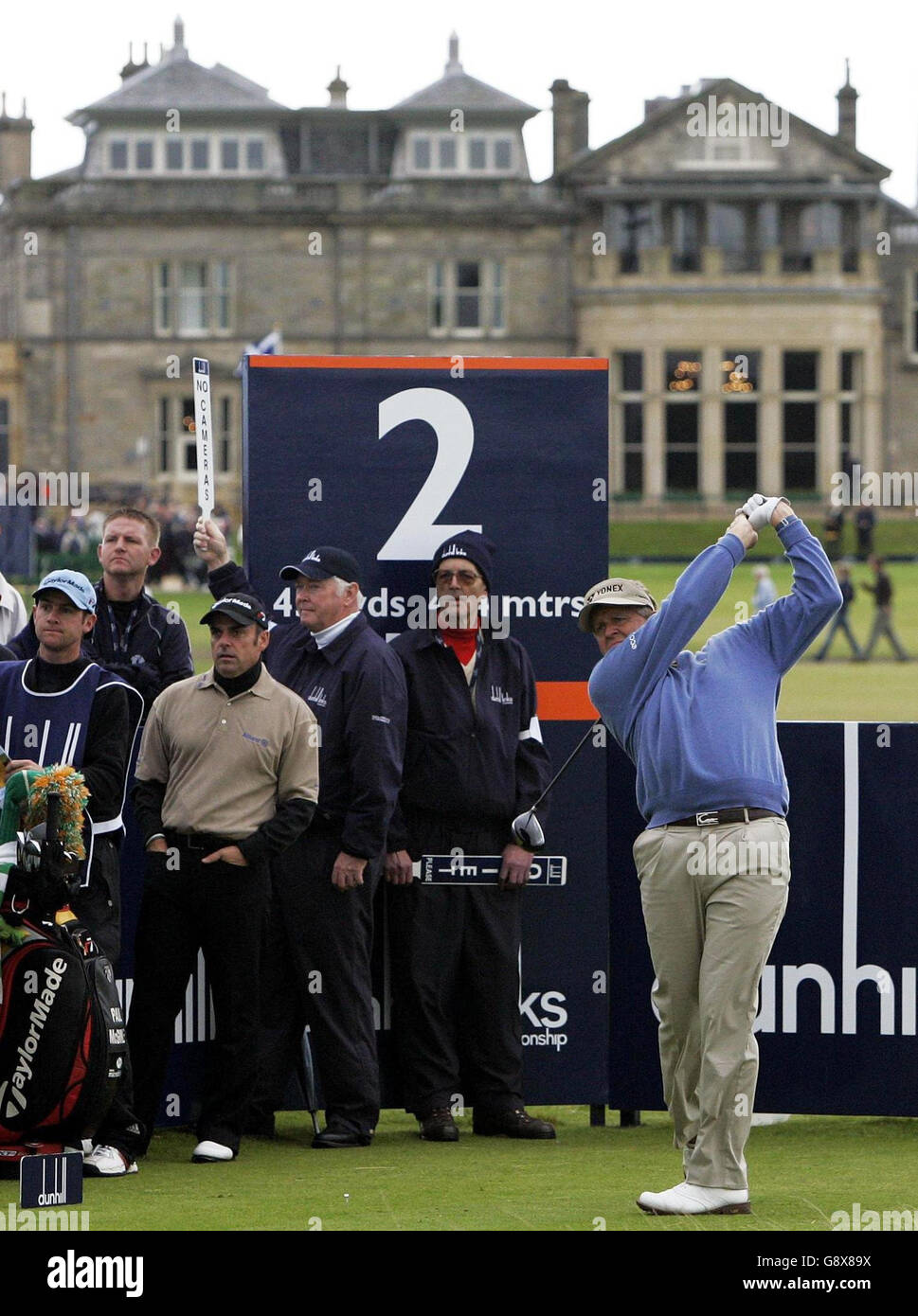 Scotland's Colin Montgomerie tees off at the second hole during the second round of the Dunhill Links Championships at St Andrews Golf Course, Fife, Scotland, Friday September 30, 2005. PRESS ASSOCIATION Photo. Photo credit should read: Andrew Milligan/PA. Stock Photo