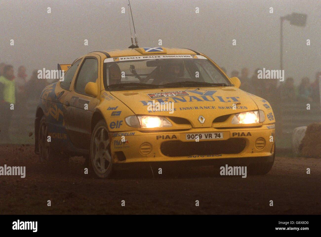 Rallying - Network Q RAC Rally - Cheltenham. Robbie Head and Bryan Thomas drive through the fog Stock Photo