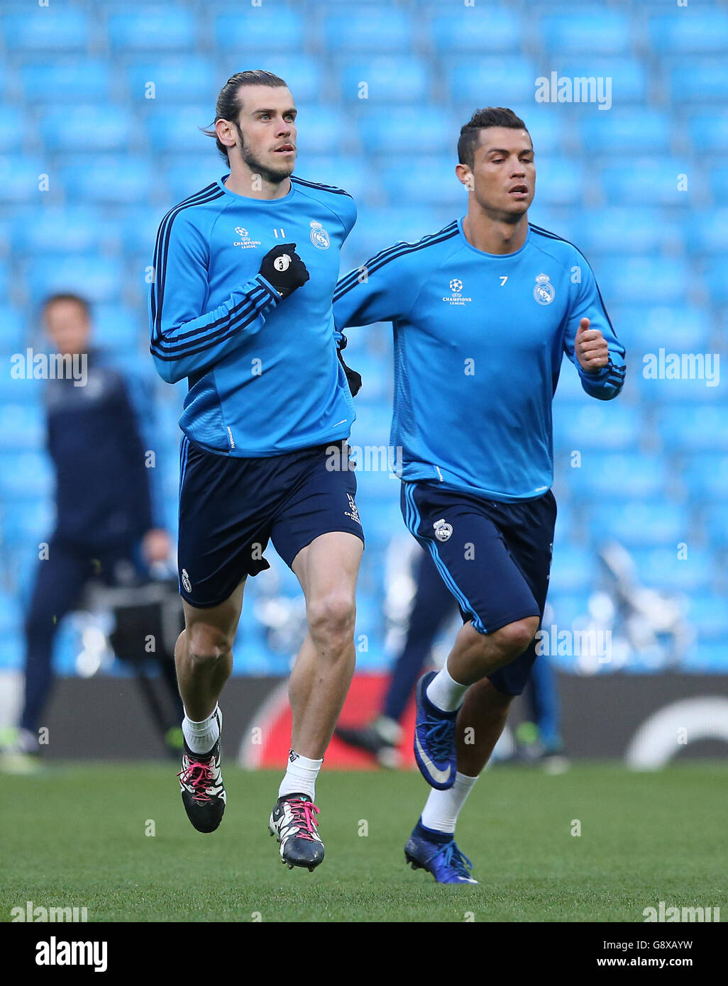 CRISTIANO RONALDO MANCHESTER CITY V REAL MADRID ETIHAD STADIUM MANCHESTER  ENGLAND 21 November 2012 Stock Photo - Alamy