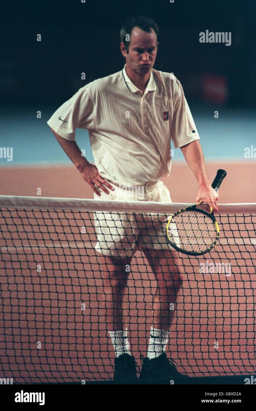 Tennis - ATP Seniors Tour - Honda Challenge - John McEnroe v Bjorn Borg -  Royal Albert Hall, London Stock Photo - Alamy