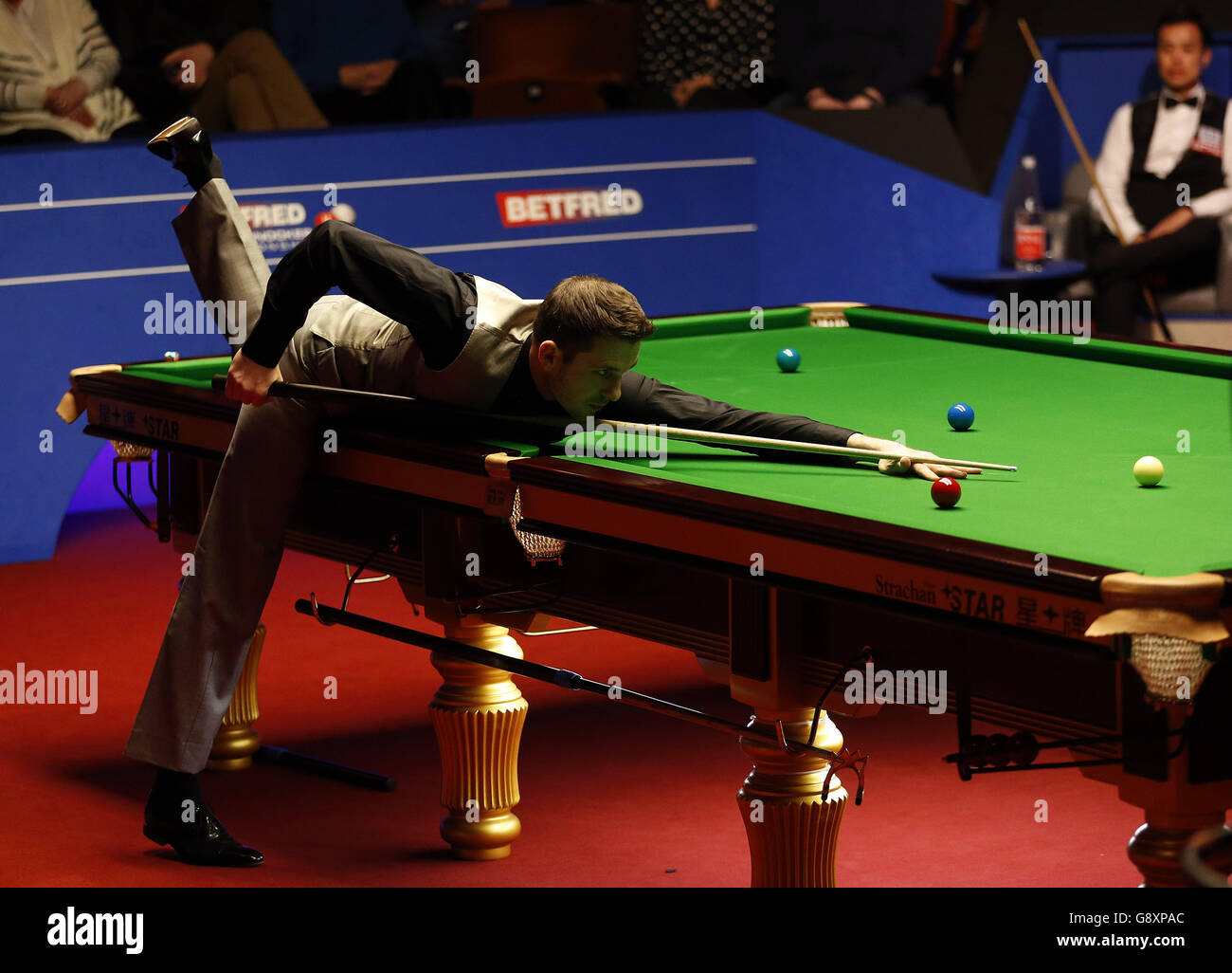 Betfred snooker world championship 2016 hi-res stock photography and images 
