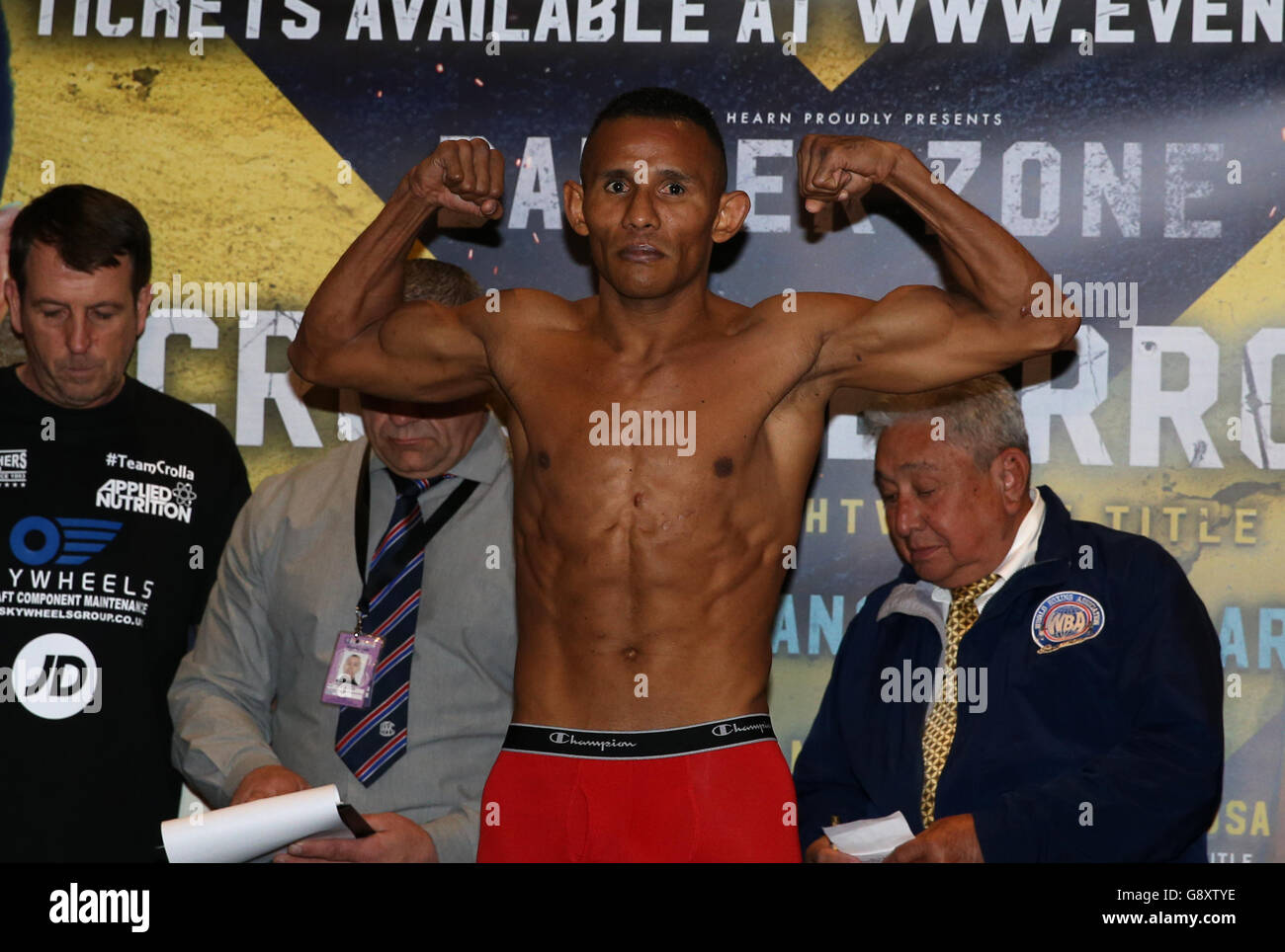 Ismael Barroso weighs in at Radisson Blu Edwardian Hotel, Manchester. Stock Photo