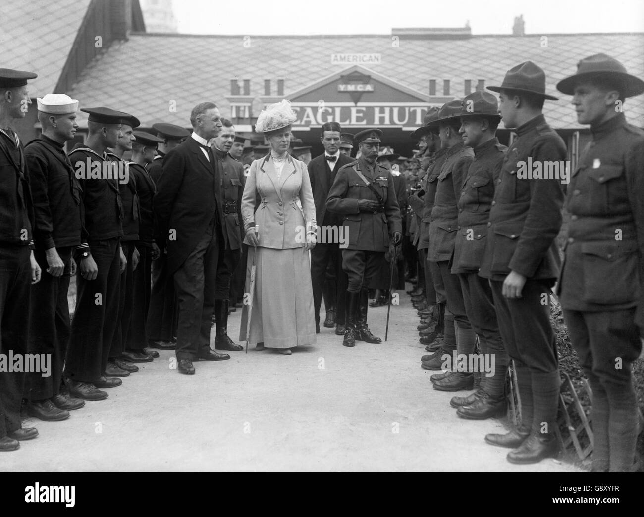 King george v and queen mary eagle hut london stock photo alamy