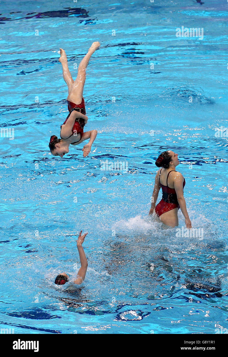 Switzerland competes in the Synchronised Swimming Free Combination Final during day four of the European Aquatics Championships at the London Aquatics Centre in Stratford. PRESS ASSOCIATION Photo. Picture date: Thursday May 12, 2016. See PA story DIVING London. Photo credit should read: John Walton/PA Wire. Stock Photo