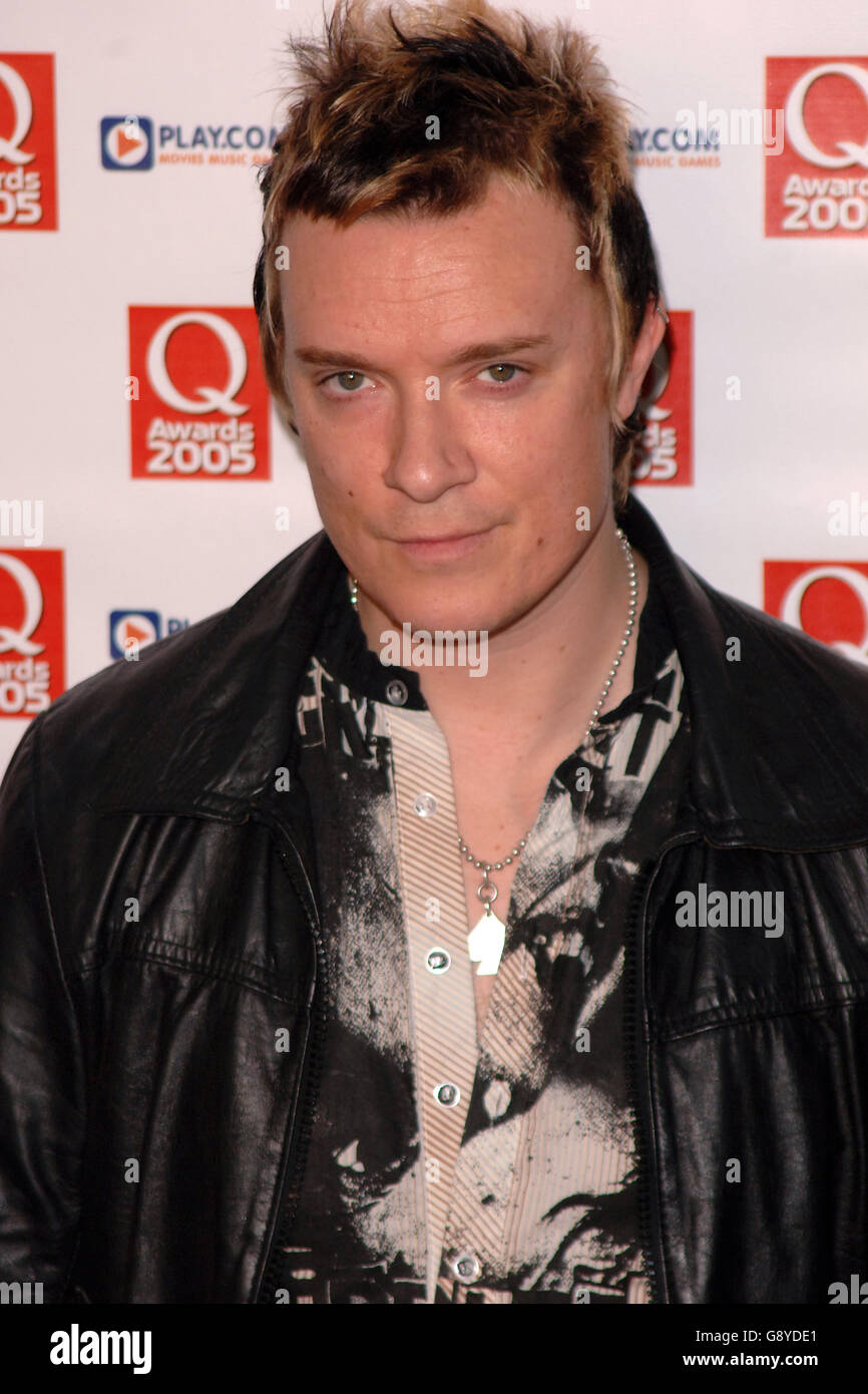 Liam Howlett of the Prodigy arrives for the annual Q Awards 2005, the music magazine's annual awards ceremony, at the Grosvenor House Hotel. Stock Photo