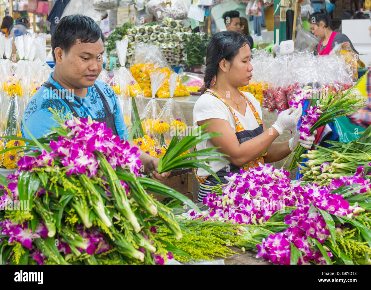 Pak Khlong Talat flower market, Bangkok, Thailand Stock Photo