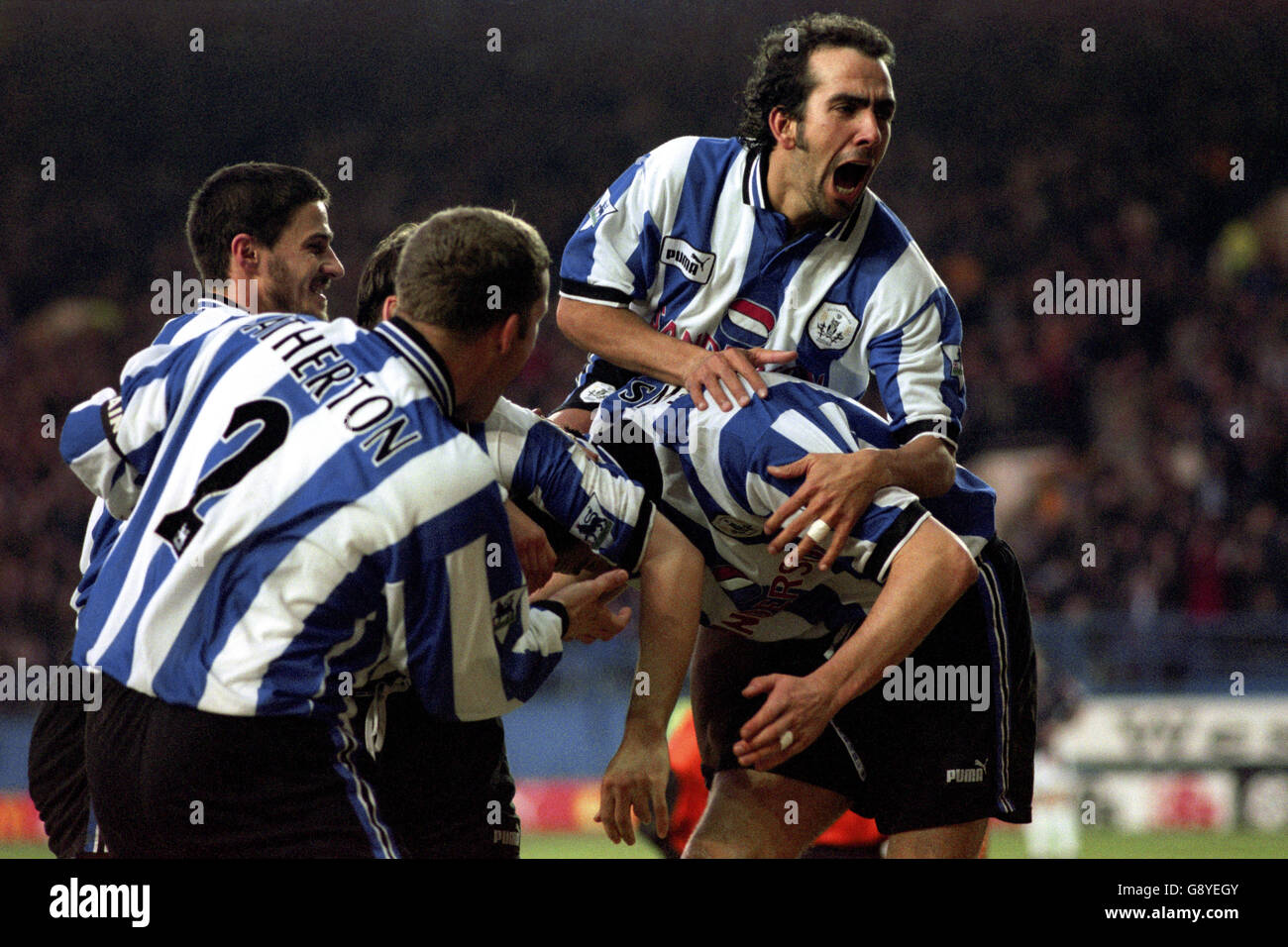 PAOLO DI CANIO SHEFFIELD WEDNESDAY FC 01 September 1997 Stock Photo - Alamy
